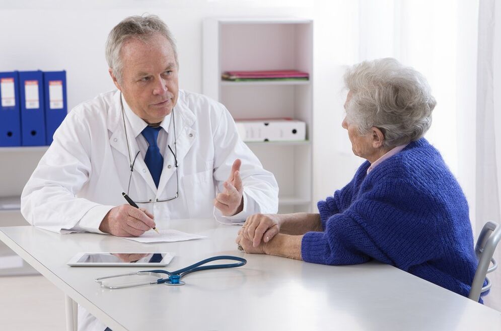 Appointment of a doctor for hip arthritis